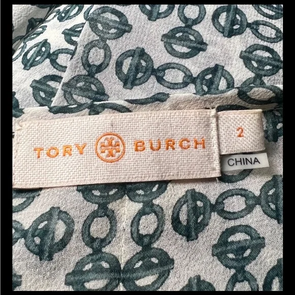TORY BURCH Chain Print Silk Blouse English Green Long Sleeve Pleated Top 2 - Picture 9 of 10